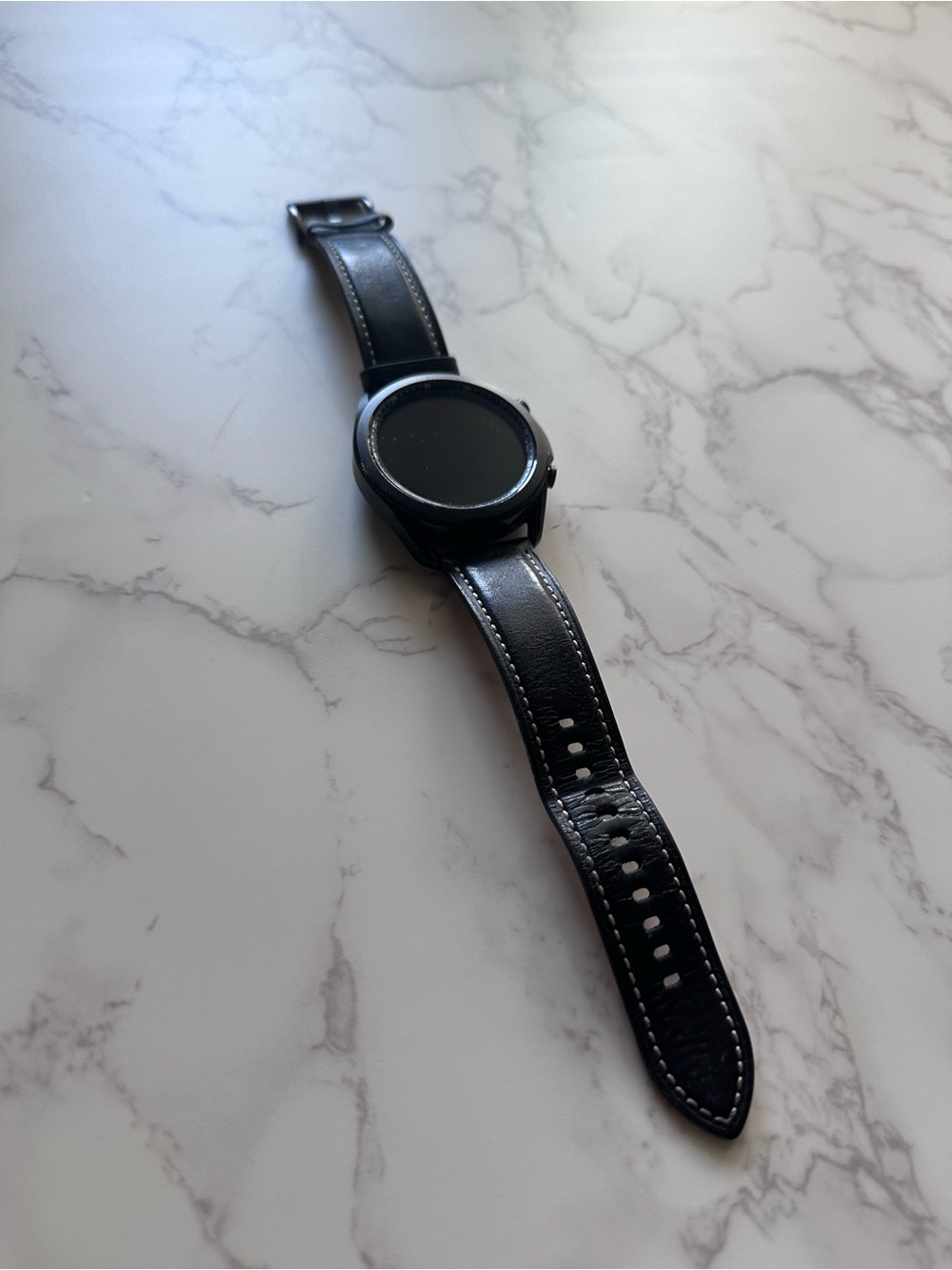 Samsung Watch3 Smartwatch 8gb in Black w/ Premium Genuine Leather Band (M/L) - Picture 10 of 12